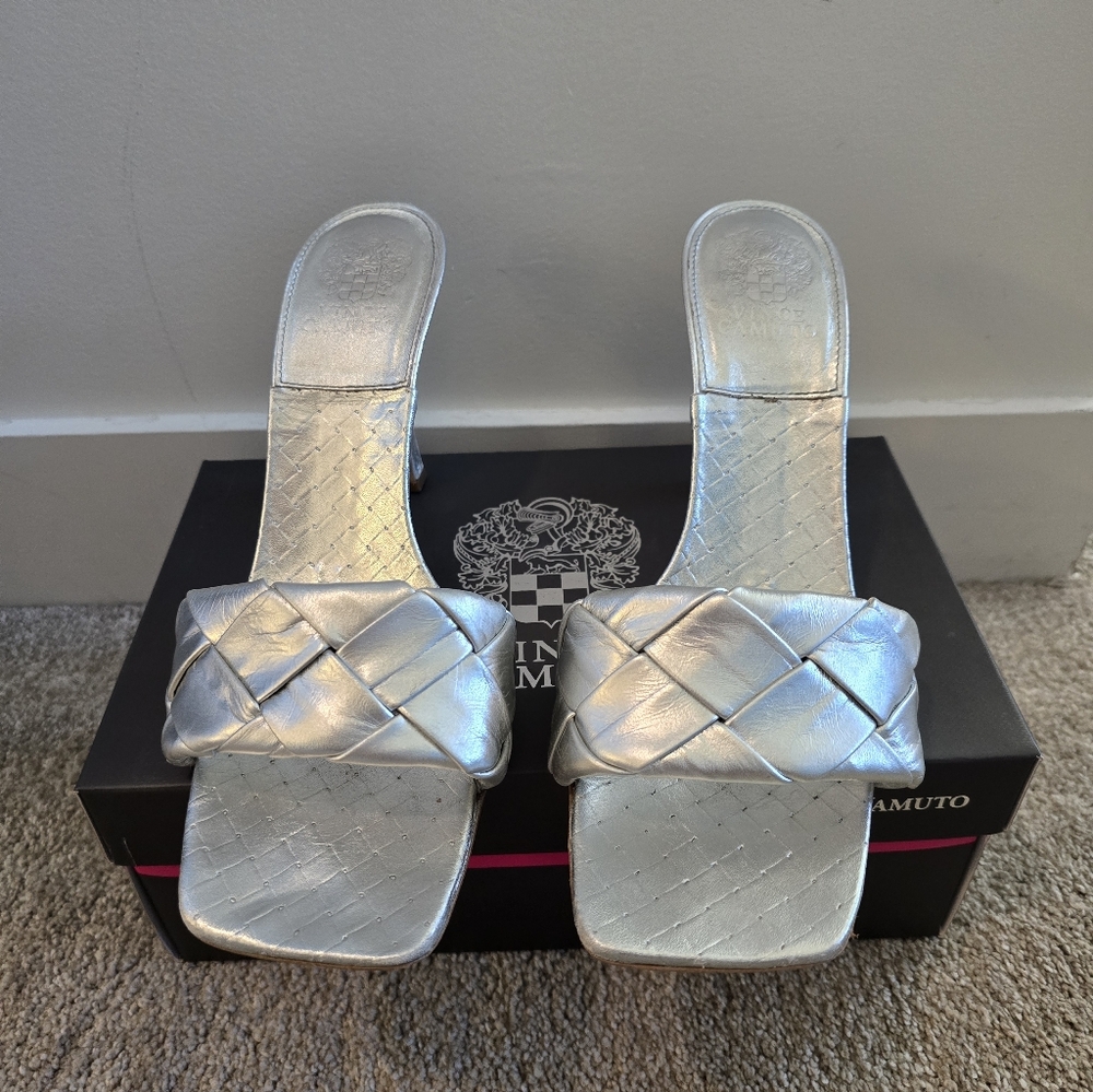 Vince Camuto Brelanie Silver Mule, Women's 11 - Picture 3 of 13